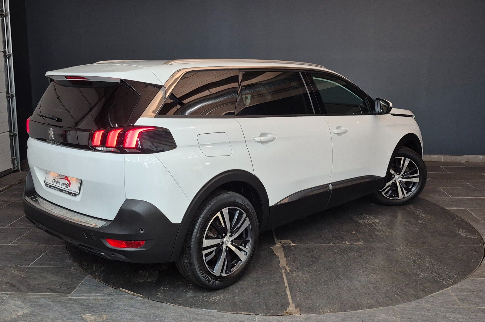 Peugeot 5008 PureTech 130 Allure EAT8 7prs 2019 - Billede 2