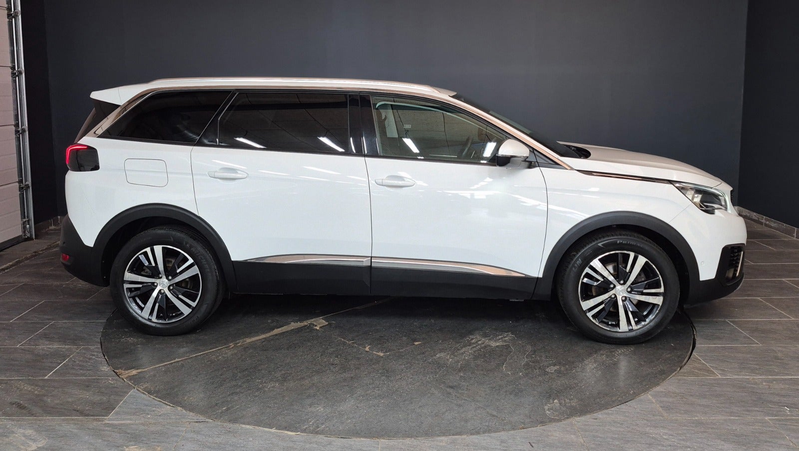 Peugeot 5008 PureTech 130 Allure EAT8 7prs 2019 - Billede 3