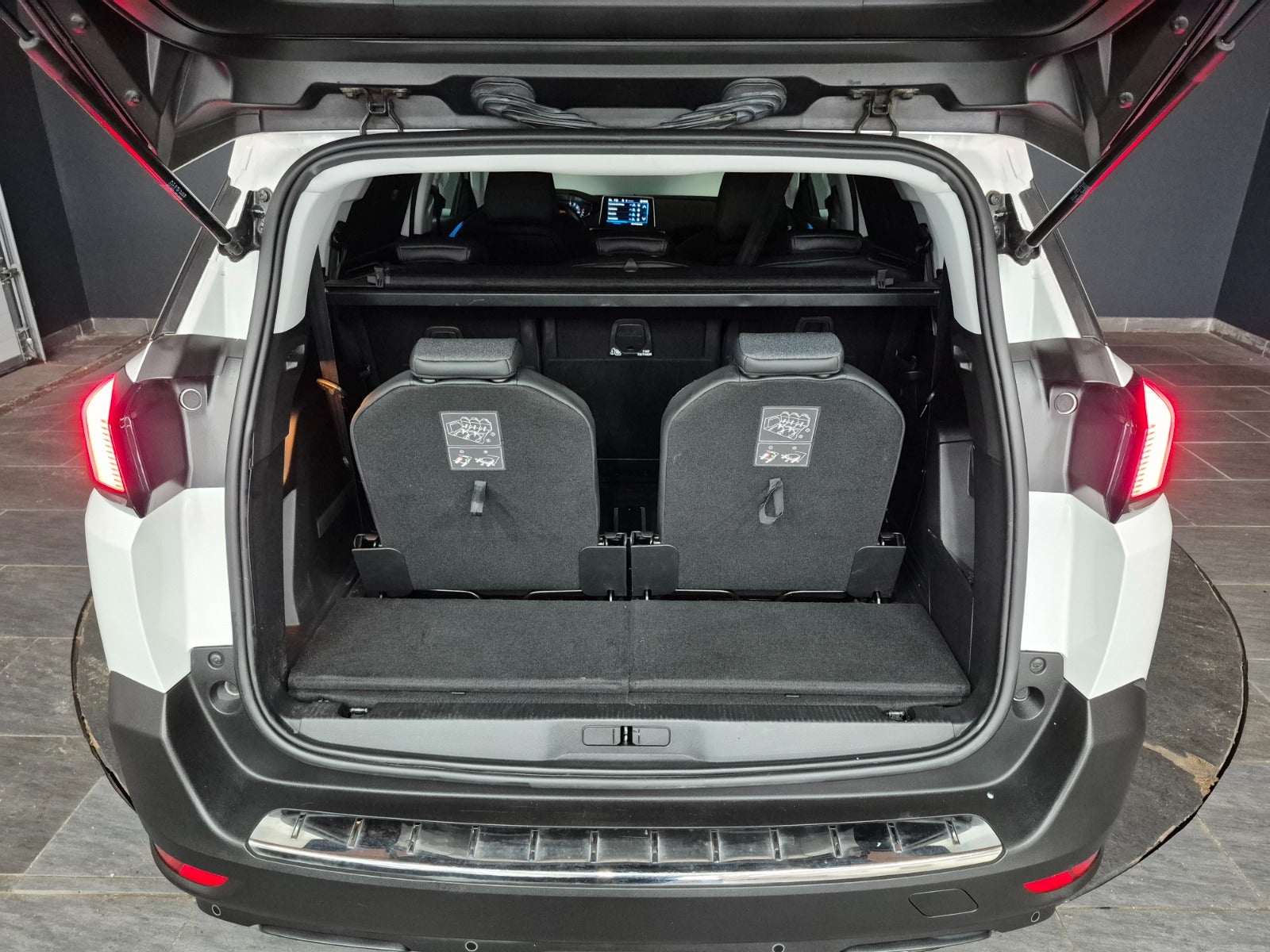 Peugeot 5008 PureTech 130 Allure EAT8 7prs 2019 - Billede 12