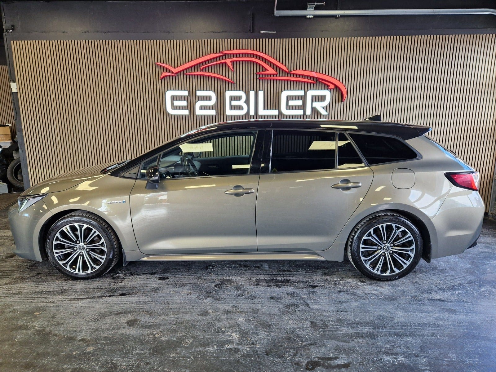 Toyota Corolla Hybrid H3 Premium Touring Sports MDS 2020 - Billede 3
