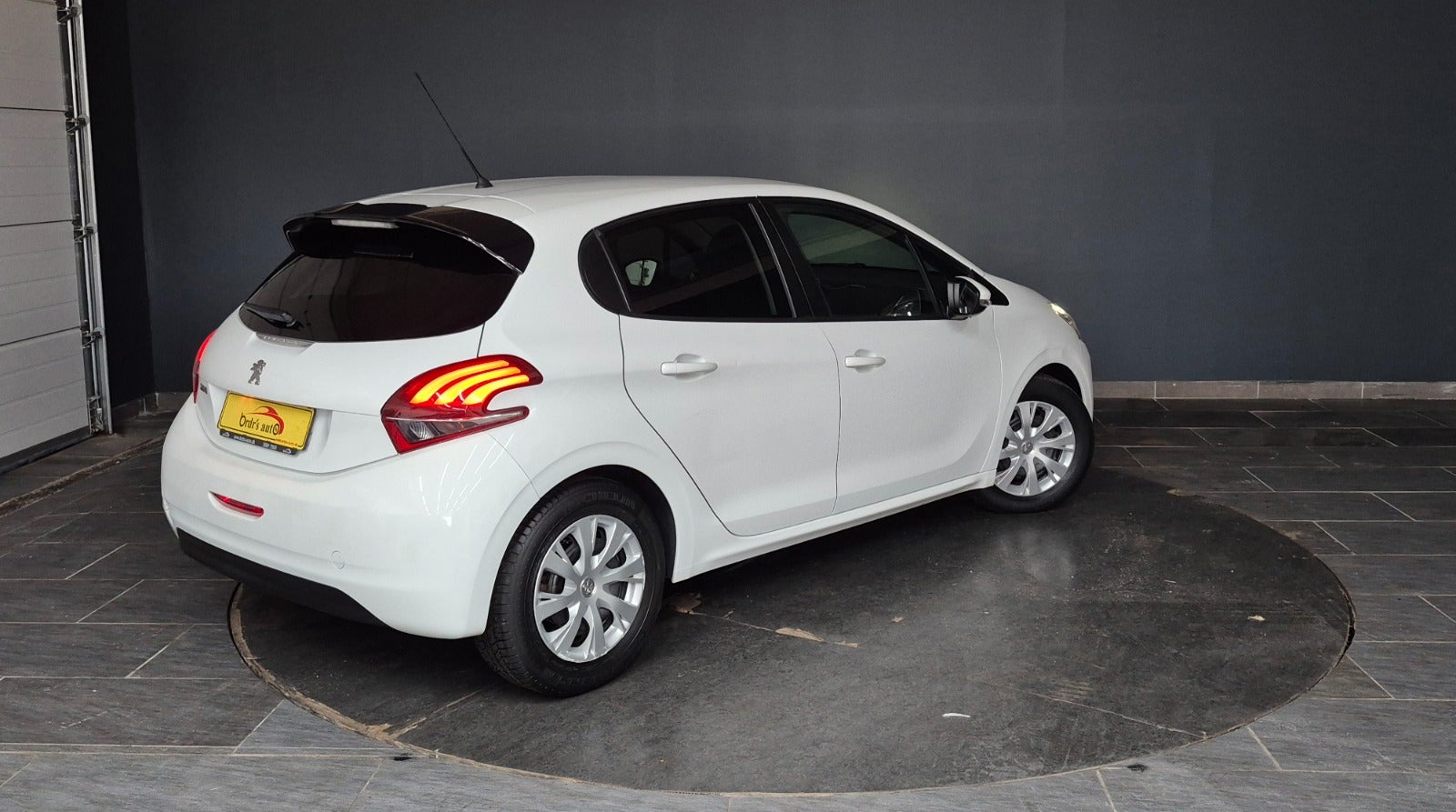 Peugeot 208 BlueHDi 100 Allure Van 2017 - Billede 2