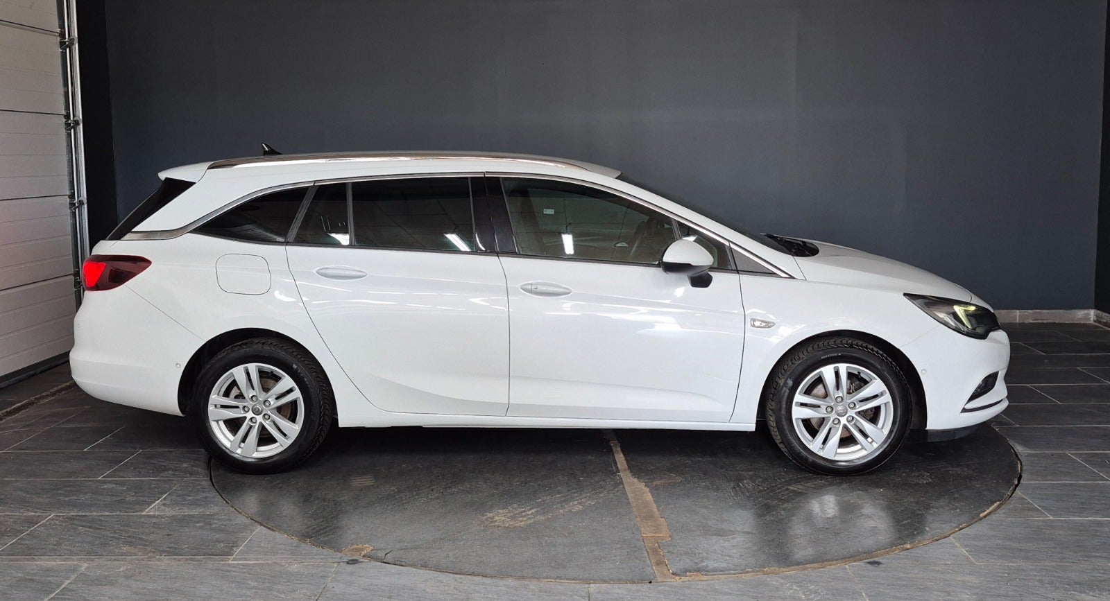 Opel Astra T 150 Enjoy Sports Tourer aut. 2019 - Billede 3