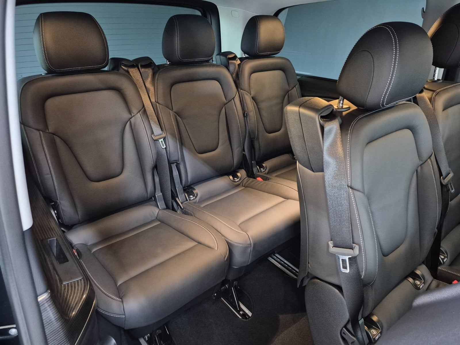 Mercedes EQV300 L 2025 - Billede 9