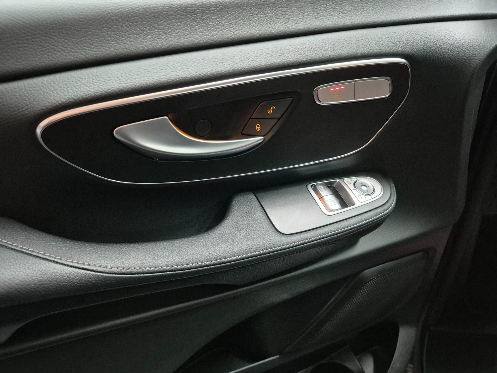 Mercedes EQV300 L 2025 - Billede 10
