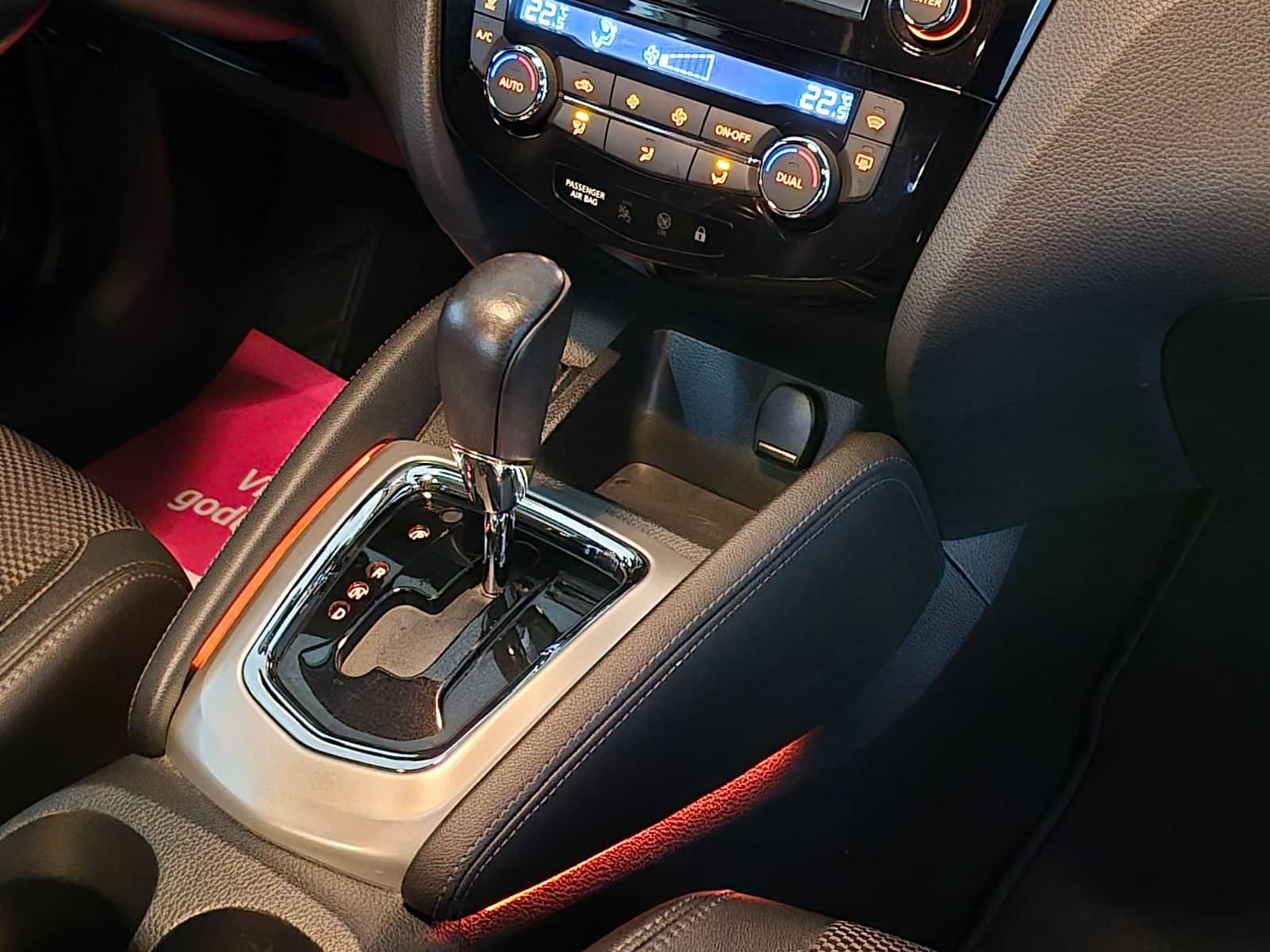 Nissan Qashqai Dig-T 115 N-Tec X-tr. 2016 - Billede 15
