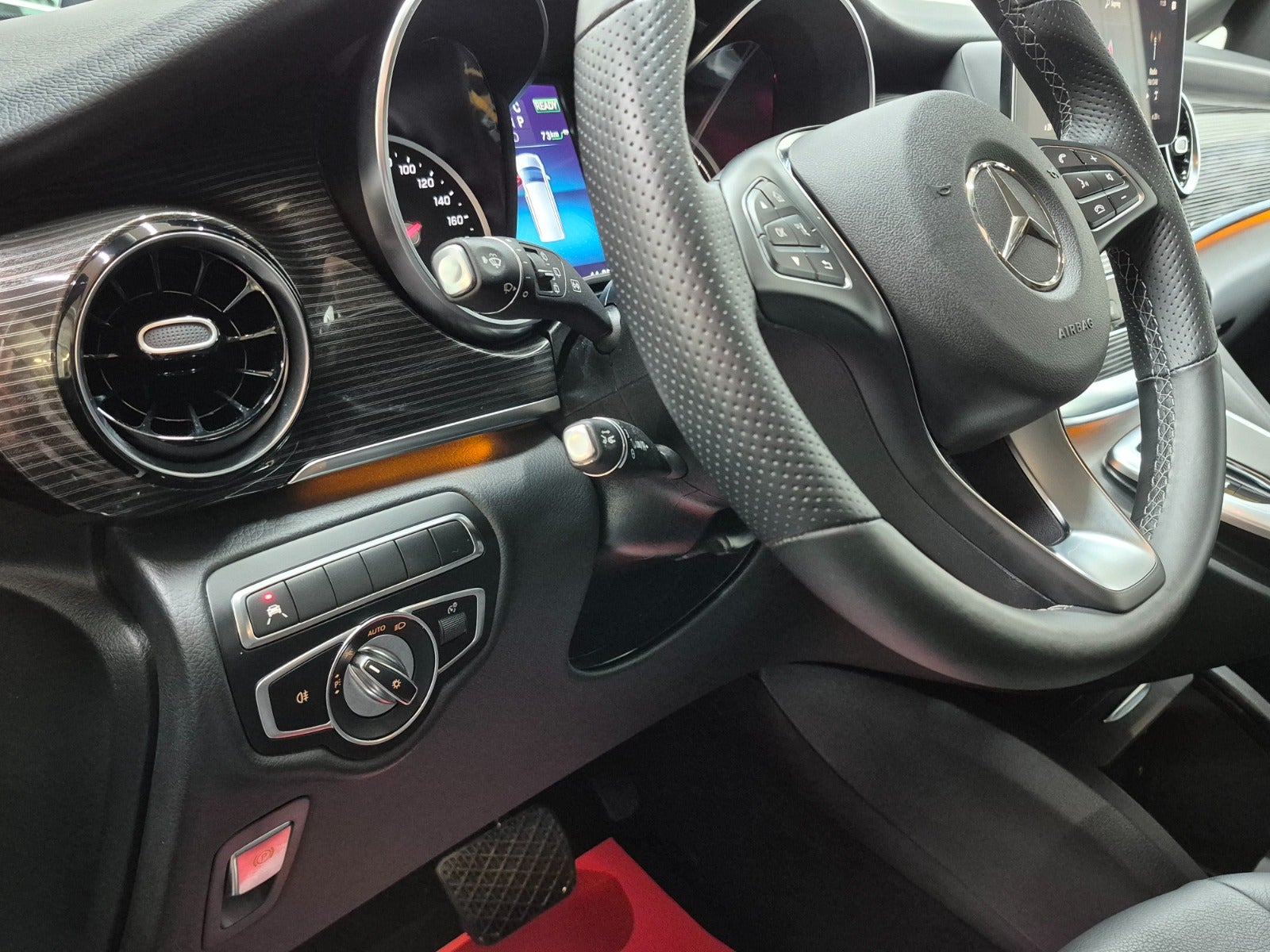 Mercedes EQV300 L 2025 - Billede 17