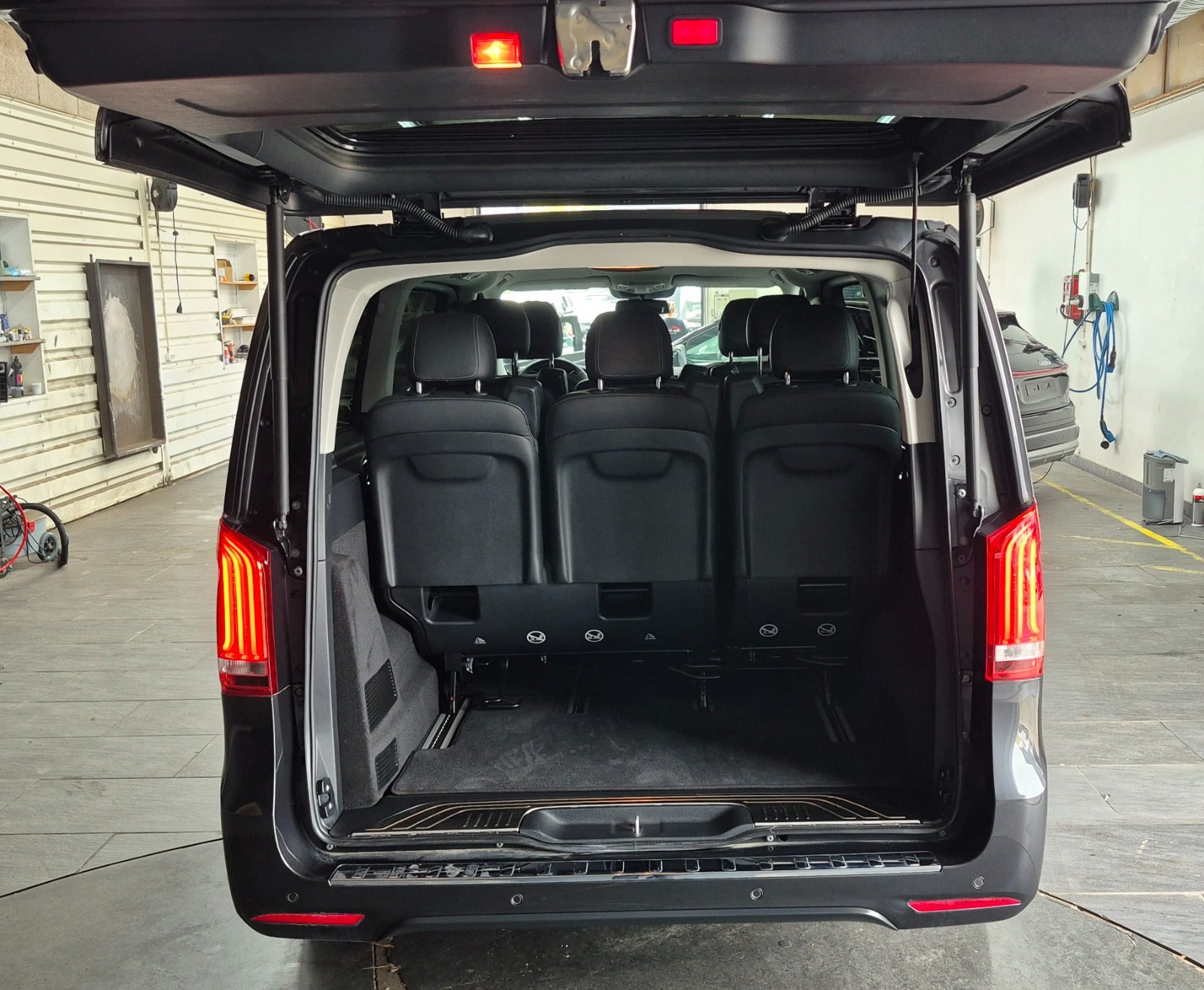 Mercedes EQV300 L 2025 - Billede 6