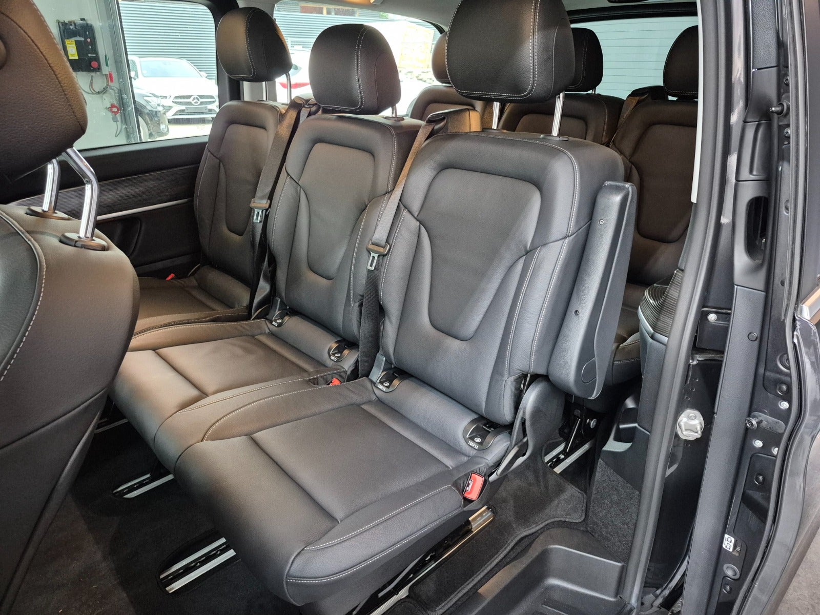 Mercedes EQV300 L 2025 - Billede 16